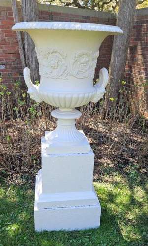 ENGLISH CENTER PIECE URN ON PEDESTAL