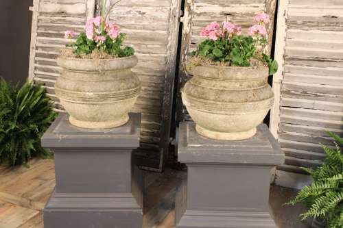 CARVED ITALIAN PLANTERS