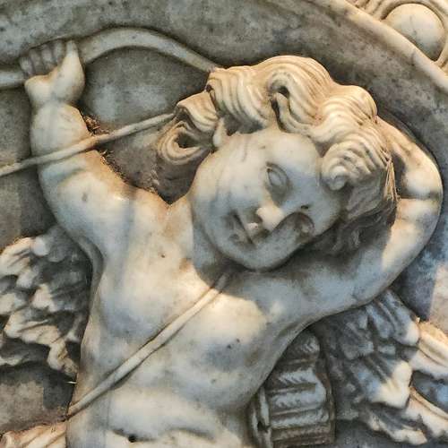 EARLY 19TH CENTURY CARVED MARBLE ROUNDEL