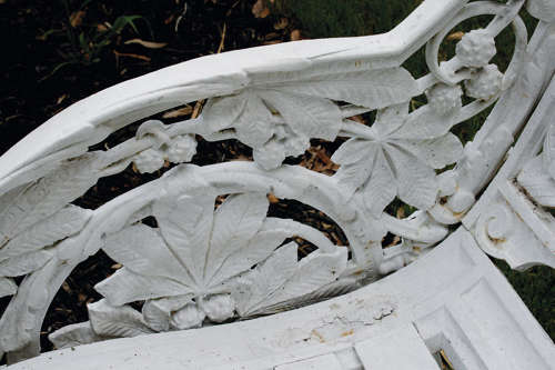RARE SMALL COALBROOKDALE HORSE CHESTNUT GARDEN SEAT