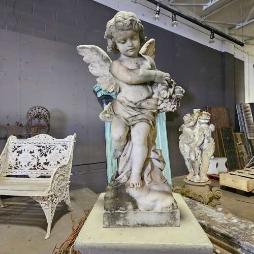 MARBLE CHERUB