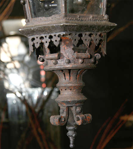 19TH CENTURY ENGLISH IRON HANGING LANTERN