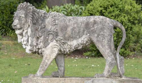 LIFE SIZE LION BY AUSTIN & SEELEY