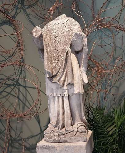 ITALIAN MARBLE STATUE ON PEDESTAL