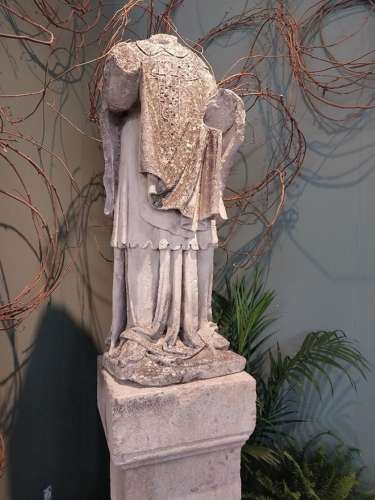 ITALIAN MARBLE STATUE ON PEDESTAL