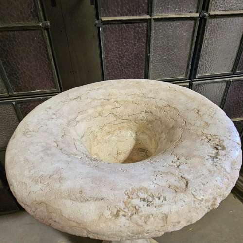 ITALIAN MARBLE FONT
