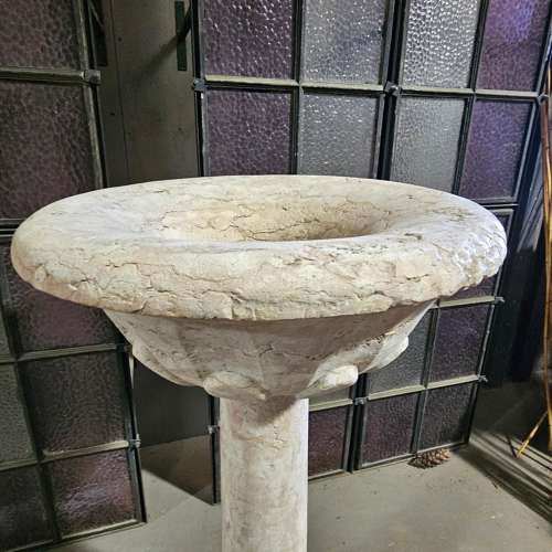 ITALIAN MARBLE FONT