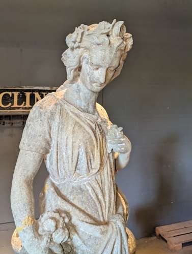 STATUE OF A MAIDEN