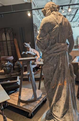 STATUE OF A MAIDEN