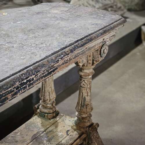 LARGE ITALIAN TABLE